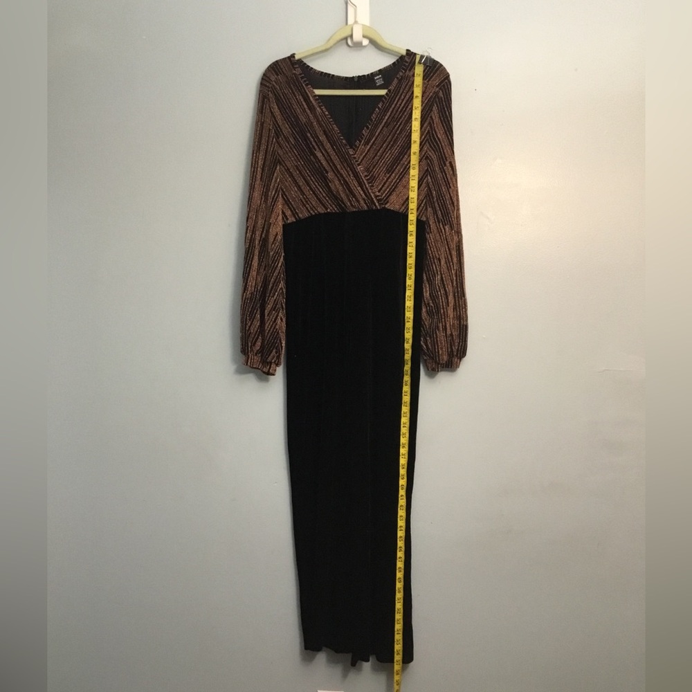 SHEIN Black and Gold Glitter Fabric